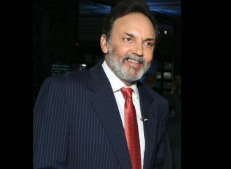 Prannoy Roy gets RedInk Lifetime Achievement Award 2015