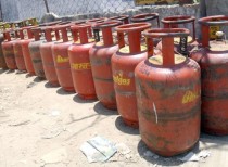 No more subsidised cooking gas if annual income is above Rs 10 Lakh