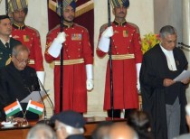 Justice Tirath Singh Thakur sworn in as 43rd Chief Justice of India